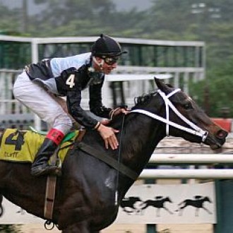 Hilaris domina a seletiva para as potrancas 02/06/2007