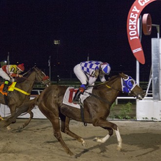 Rispetabile (Pioneering) do Santarém vence a 3ª de ponta à ponta