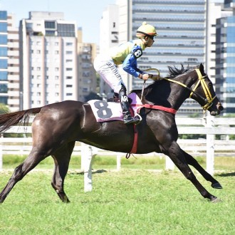 Relúcere vence em Cidade Jardim