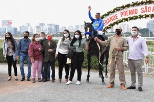 TAkashi 15.05 foto da vitória