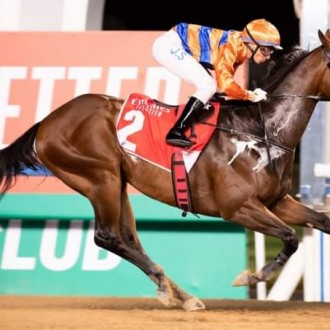 UPPER CLASS vence Handicap em Dubai