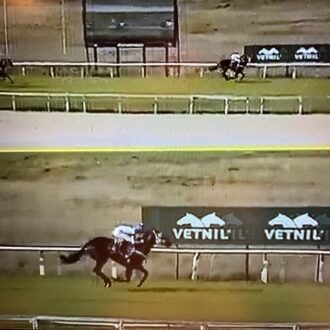 BILLIONAIRE (Tiger Heart) vence aos esbarros no Tarumã