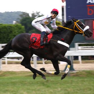 NAGAYAMA recriado no Santarém vence o GP Estado do RJ (G1)