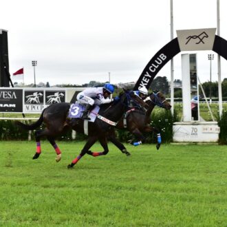 ELETTRIZZANTE vence a preparatória da Pégasus Sprint